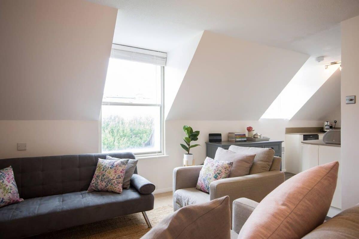 Modern Apartment In The Heart Of Oxford With Secure Underground Parking Екстериор снимка